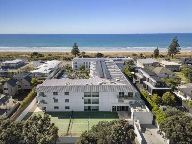 210/136 Marine Parade Mt Maunganui_1