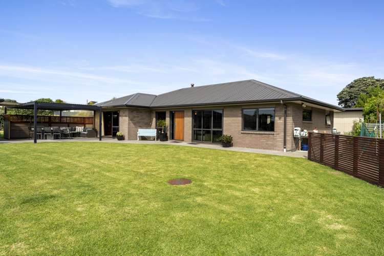 7 Byron Brown Place Otaki Beach_24