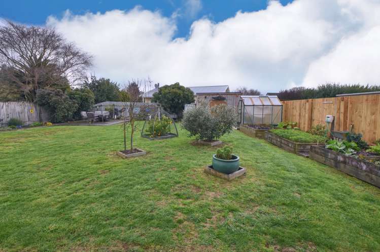 6 Kupe Drive Carterton_14