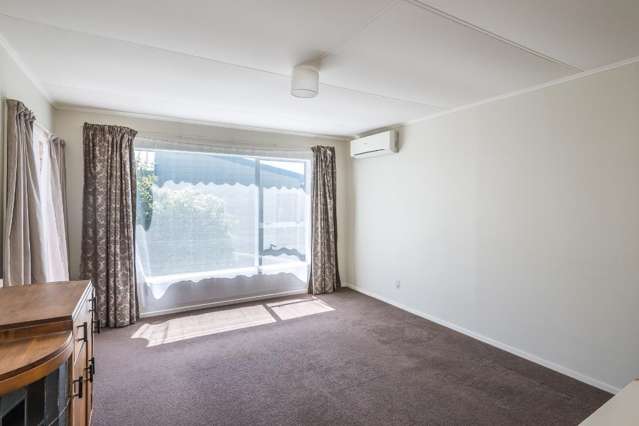 61 Davidson Crescent Tawa_1
