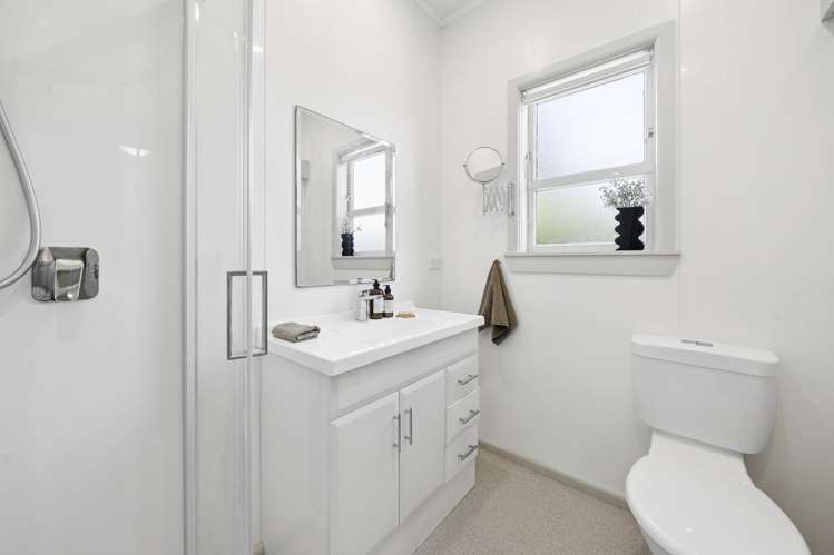 39 Moa Street Alicetown_11