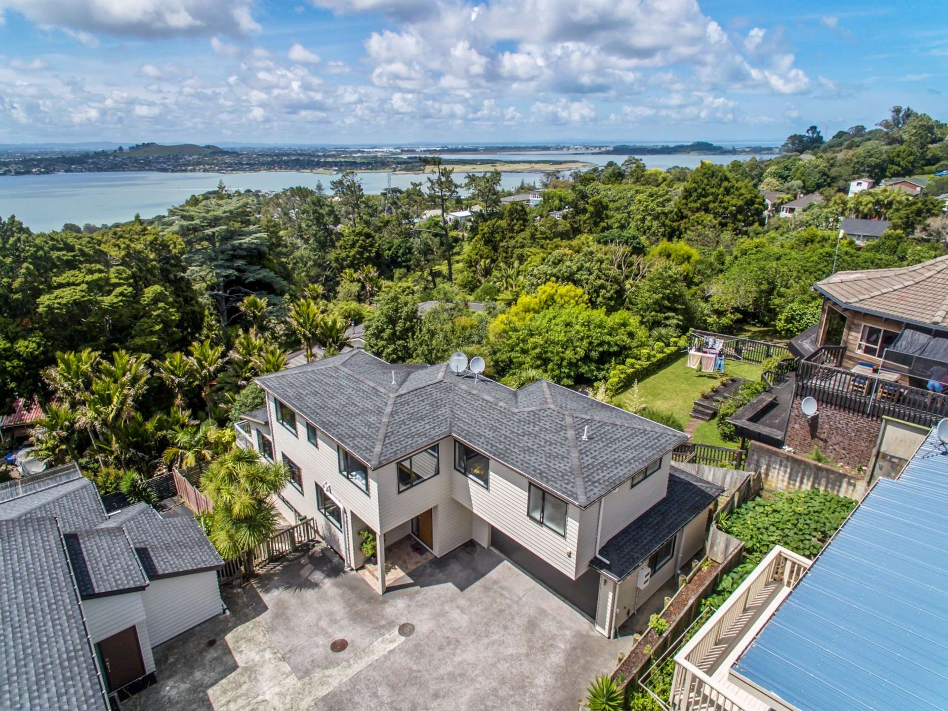 220 Hillsborough Road Hillsborough_0