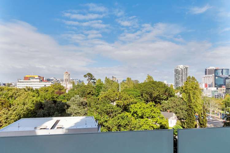 1001/10 Waterloo Quadrant Auckland Central_9