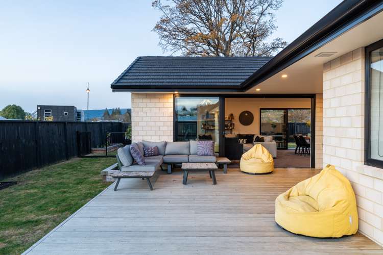 11 Heathfield Drive Mosgiel_30