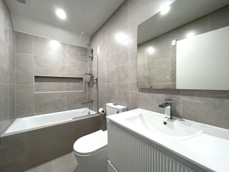 255 Hill Road The Gardens_12