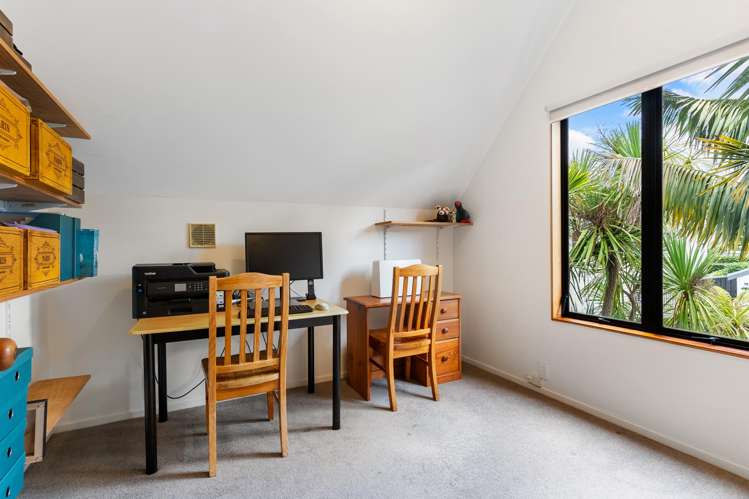 2/120 Riddell Road Glendowie_13