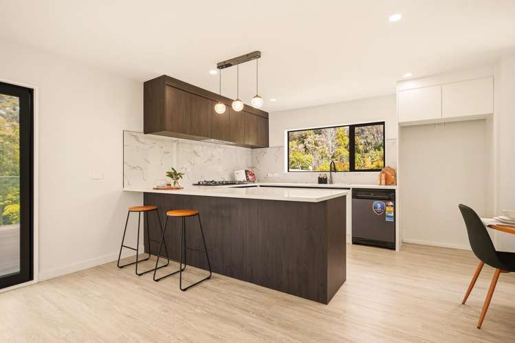 27A Fairmount Road Titirangi_16