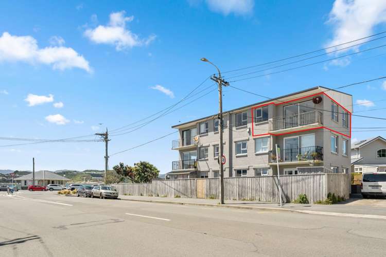 5/102 Lyall Parade Lyall Bay_0