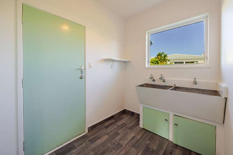 1303 Briggs Place Mayfair_11