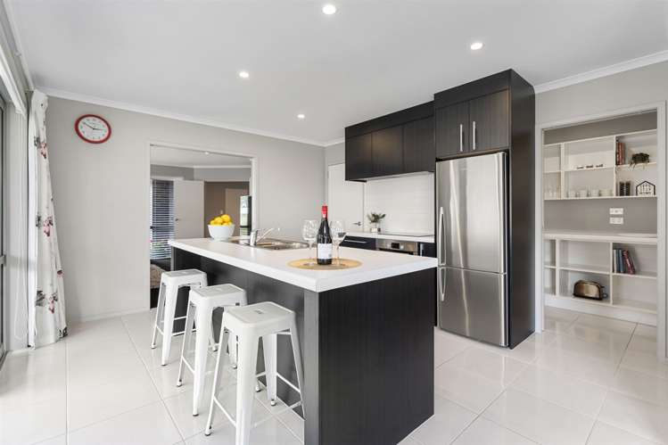 39 Plescher Crescent Leamington_5