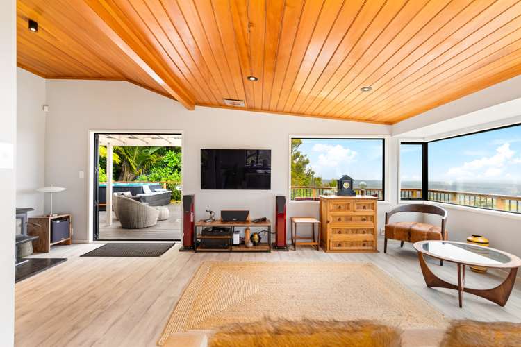 19 Cascade Avenue Waiatarua_6