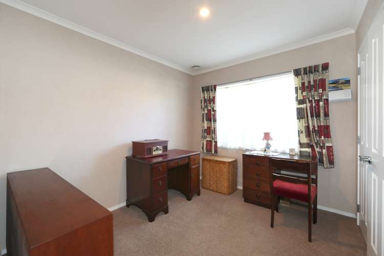 911a Churchill Street Akina_25