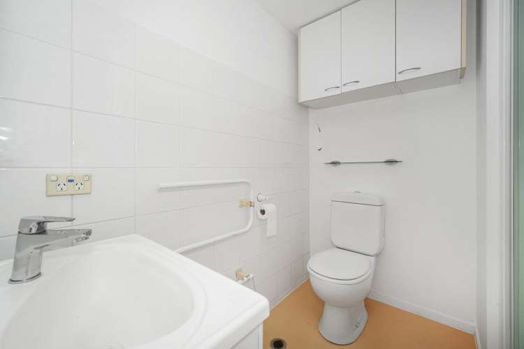 9f/11 Howe Street Freemans Bay_10