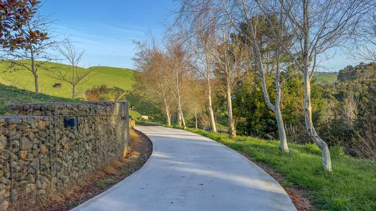 670 Findlay Road Miranda_19