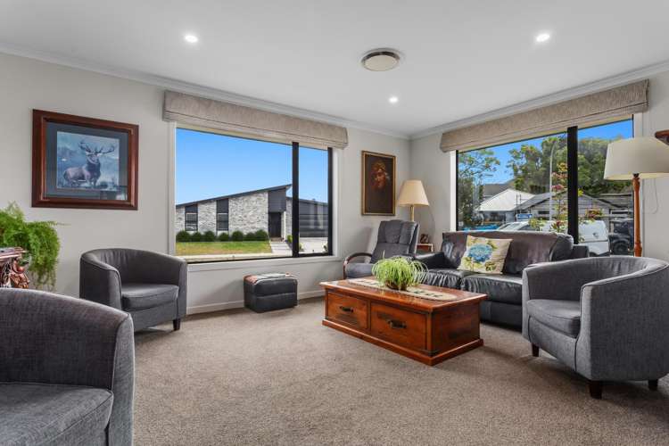 2 Korimako Place Coastlands_1