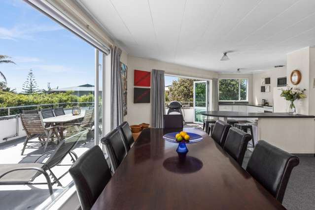 2/75 Harper Road Waimarama_4
