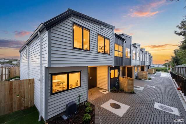 Modern Comfort in the Heart of Massey