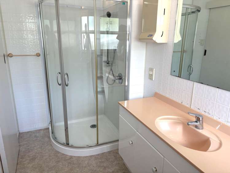 41 Rimutaka Place Titirangi_7