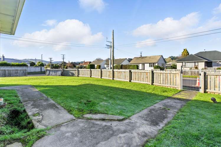 18 Doon Street Mosgiel_17