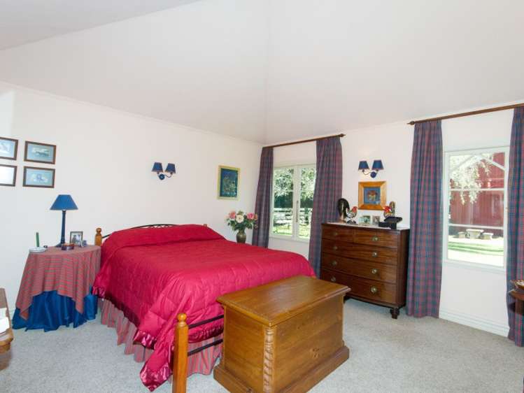 42 Riverbank Road Okoia_6