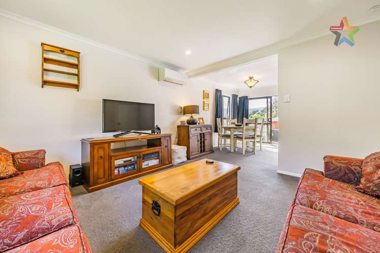 13 Lees Grove Wainuiomata_8