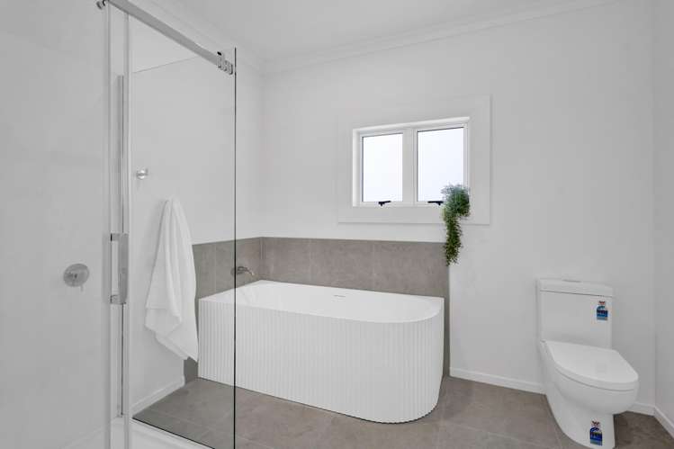 72 Victoria Street Hawera_32