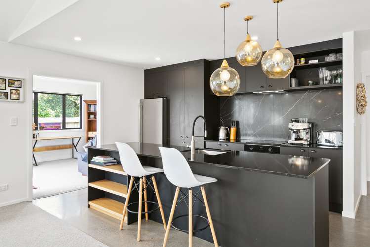 100 Carthew Street Okato_10