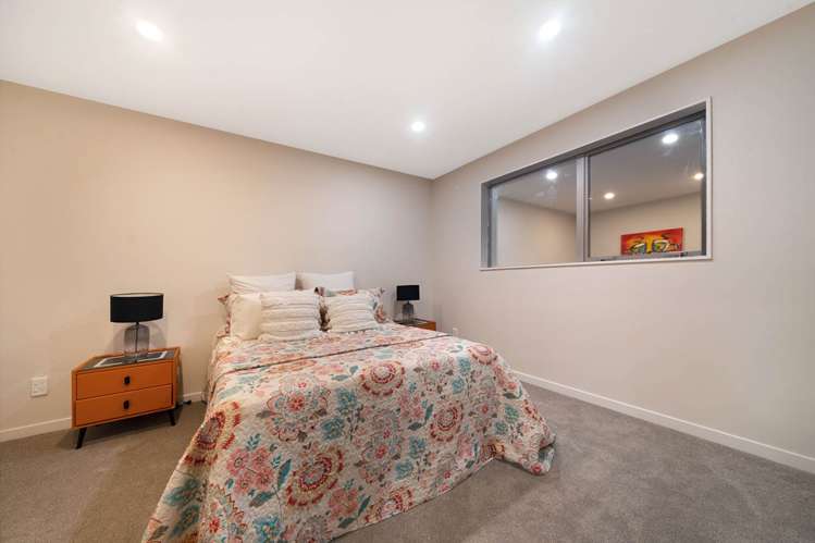 92 Godley Road Green Bay_15