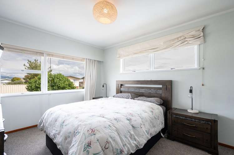 8 Hereford Street Stoke_10