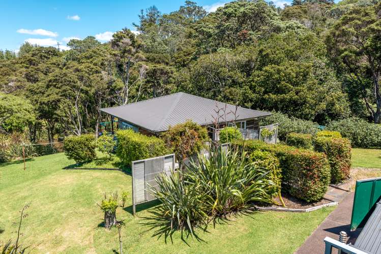 92 Nick Johnstone Drive Waiheke Island_14