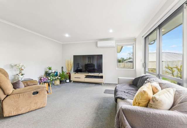 11 Captain Mitchell Drive Papakura_3