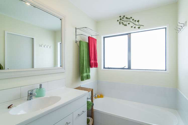 85 Queens Road Waikanae Beach_15