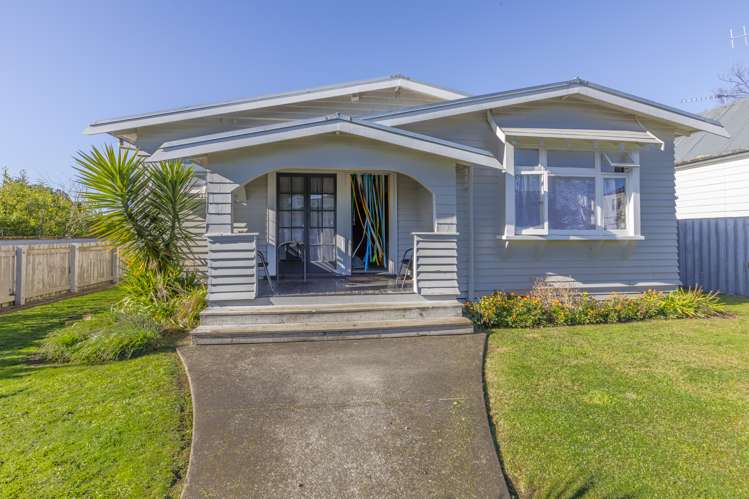 64A and B Charlotte Street Takapau_1