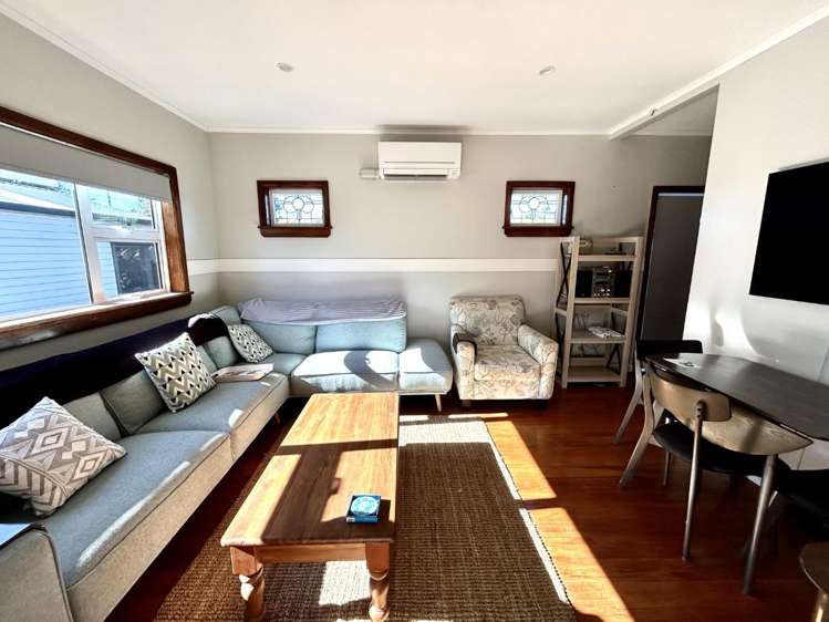 27 Bracken Street 11597_2