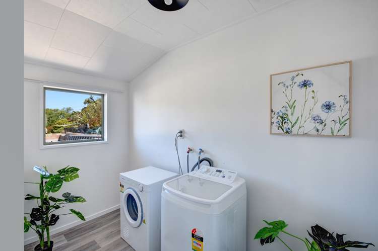 17 Lees Street Dunedin Central_12