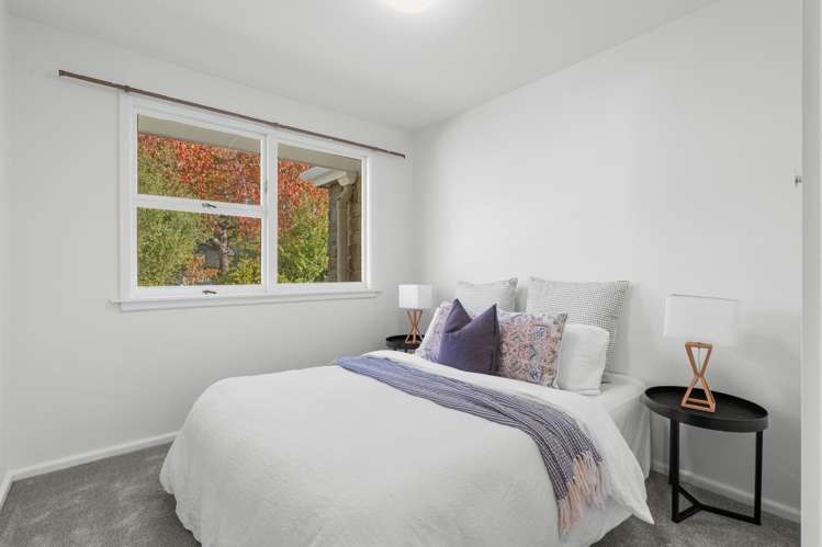 56 Woodbury Street Russley_14