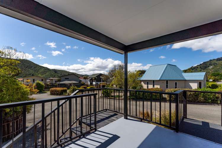 4/289 Waikawa Road Waikawa_2