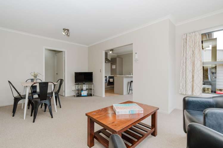 1/27 Hogan Street Hamilton East_2