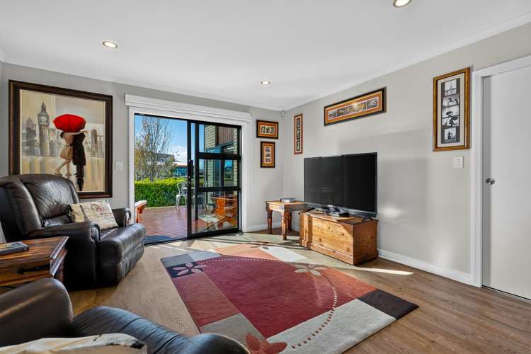 1 Garth Ross Lane Karaka_6
