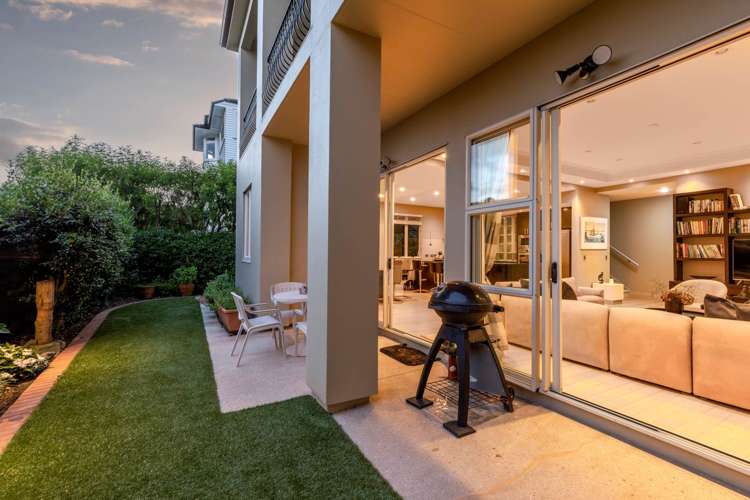 14 Percival Parade Saint Marys Bay_11