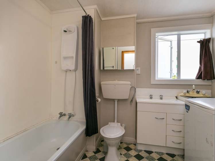 1/16 Angus Avenue Berhampore_10