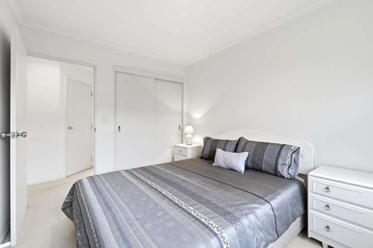 14 Chesterfield Way Orewa_17