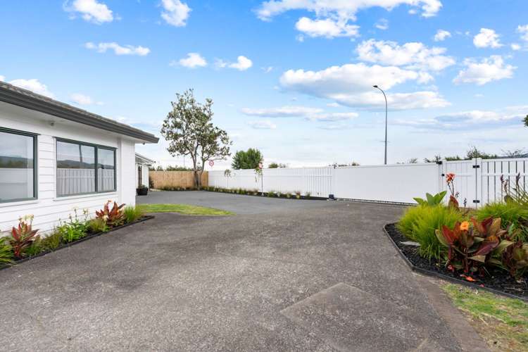 1162 East Coast Road Kaiaua_25