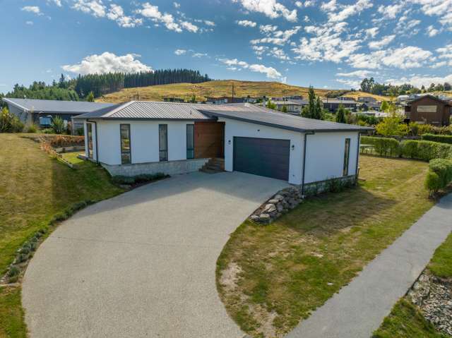 7 Kirimoko Crescent Wanaka_1