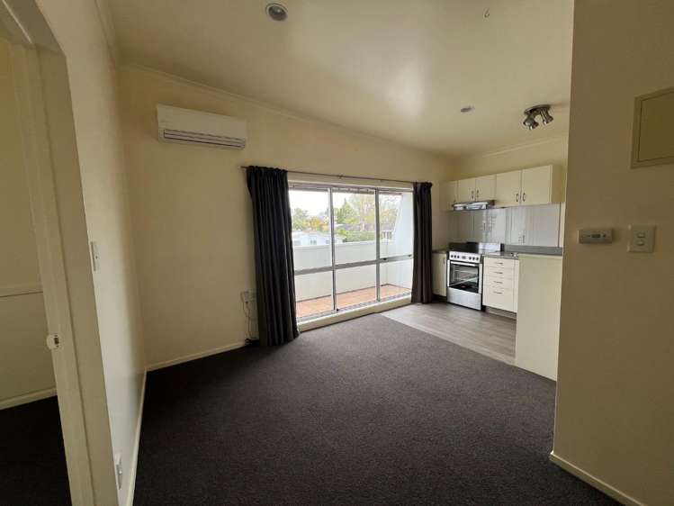 2/177B Eleventh Avenue_0