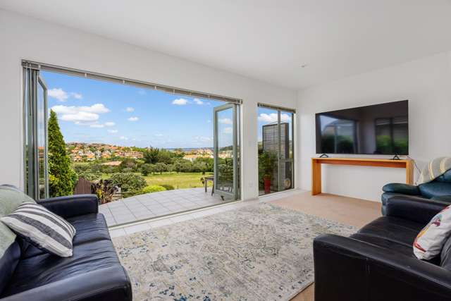 280 Alec Craig Way Gulf Harbour_1