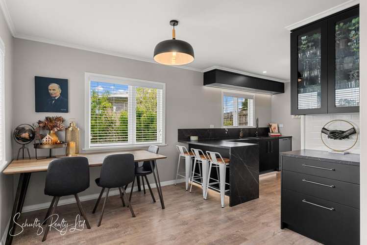 16 Whaka Road Maungaturoto_13