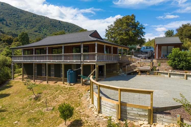 16 Tai Close Kaiuma Bay_19