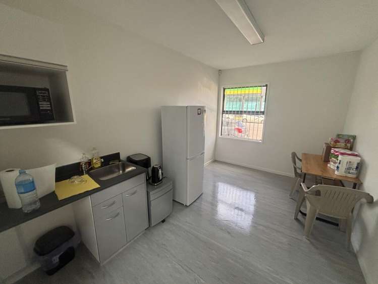 36 Paramount Drive Henderson_13