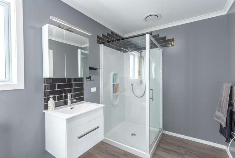 91 Chester Park Drive West Taratahi_13